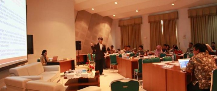 Forum Diskusi Ekonomi “Hitam Putih Industri Rokok di Indonesia”