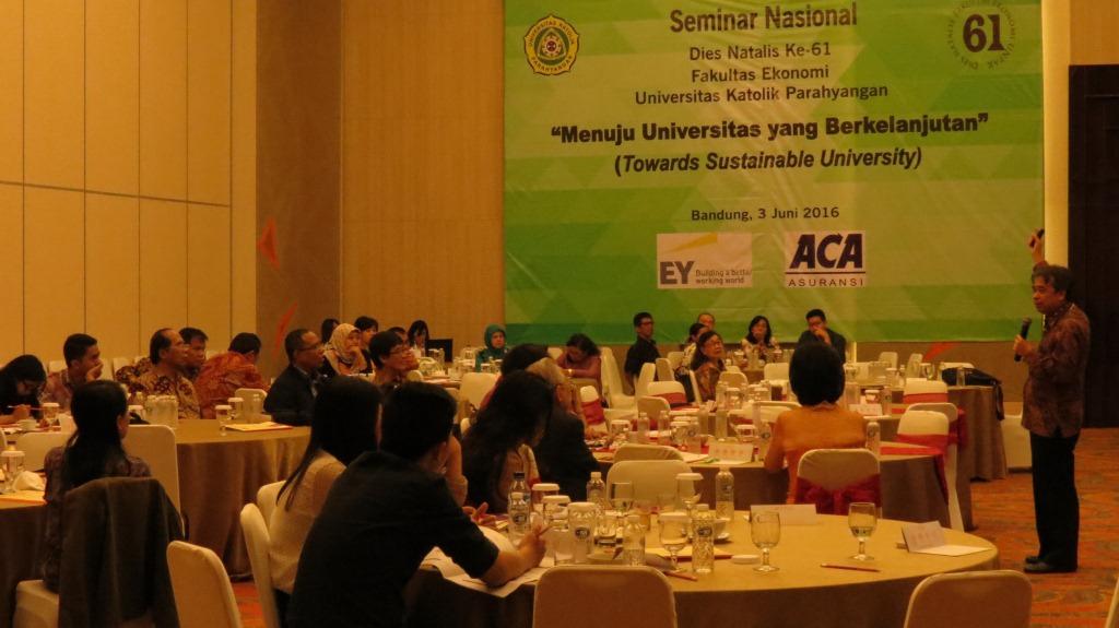 Seminar Nasional: “Menuju Universitas Yang Berkelanjutan”