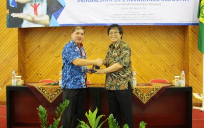 Kuliah Umum Literasi Keuangan “Indonesian Life Insurance Industry“